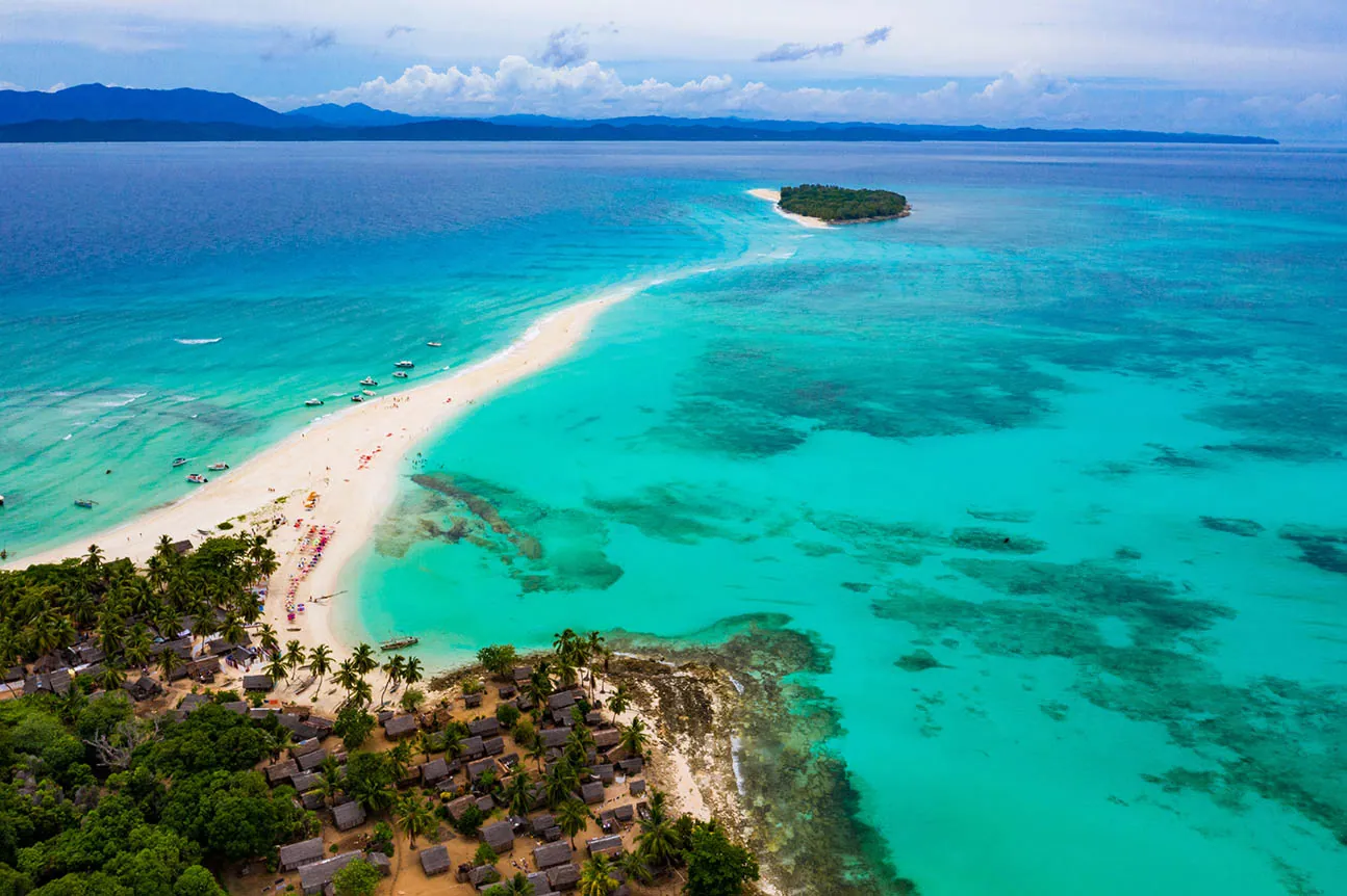 Nosy Iranja – L'isola delle tartarughe con la striscia di sabbia bianca